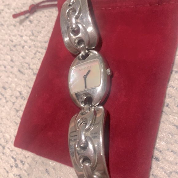 Gucci 121 Marina Chain Watch - Picture 4 of 7